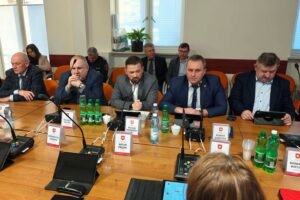 30.12.2025. Busko-Zdrój. Sesja rady miejskiej / Fot. Marta Gajda-Kruk - Radio Kielce