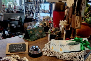 Ozdoby świąteczne kryjące historie ludzi - Radio Kielce Ozdoby świąteczne kryjące historie ludzi - Radio Kielce