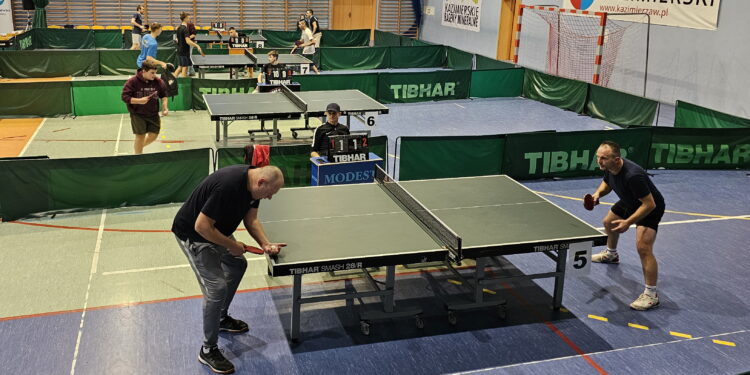 Tenisiści stołowi uczcili pamięć Stefana Marca - Radio Kielce Tenisiści stołowi uczcili pamięć Stefana Marca