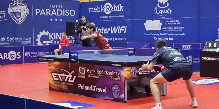 Rollercoster w suchedniowskiej hali