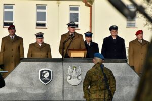 Kolejni żołnierze zasilili szeregi wojska - Radio Kielce 13.12.2025. Kielce. Centrum Przygotowań do Misji Zagranicznych. Przysięga wojskowa / Fot. kpt. Ewa Kózka, rzecznik prasowy CPdMZ