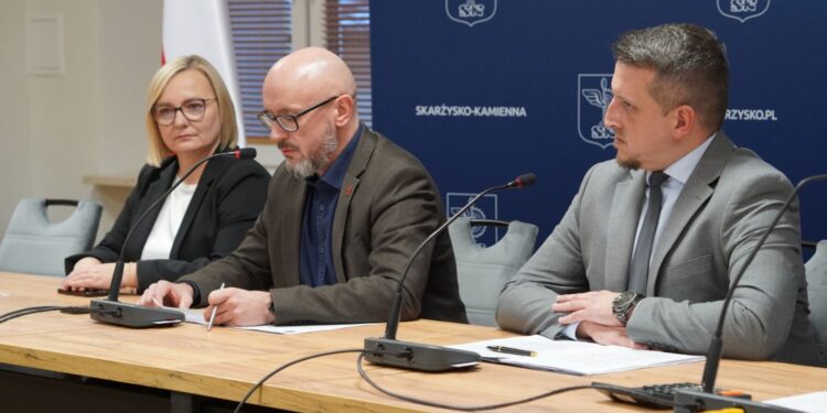 Skarżysko-Kamienna. Sesja budżetowa / Fot. Arkadiusz Bogucki - Facebook