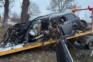 01.01.2026. Wpadek w pobliżu Kliszowa, w powiecie pińczowskim / Fot. PSP Pińczów