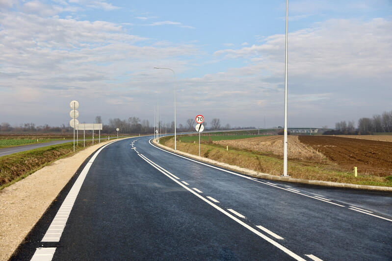 Obwodnica Nowego Korczyna oficjalnie otwarta - Radio Kielce Obwodnica Nowego Korczyna oficjalnie otwarta - Radio Kielce