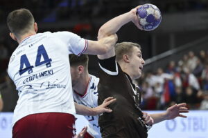 Industria wraca z Gdańska z tarczą - Radio Kielce Industria wraca z Gdańska z tarczą - Radio Kielce