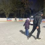 Sandomierz. Sztuczne lodowisko na Orliku przy ul. Żółkiewskiego / Fot. Grażyna Szlęzak-Wójcik - Radio Kielce