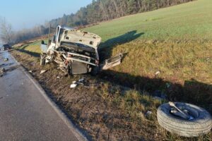 19.12.2025. Chełmce. Wypadek / źródło: policja