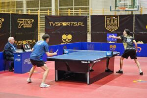 Trudny mecz i wygrana za dwa punkty Polonii - Radio Kielce Mecz 10. kolejki Lotto Superligi tenisistów stołowych: KTS Gliwice - TTcup.com Polonia Wąchock / Fot. Maciej Makuła - Radio Kielce