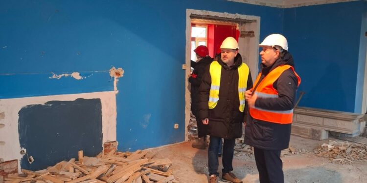 Ostrowiecki USC bardziej przyjazny - Radio Kielce Fot. Artur Łakomiec - Prezydent Miasta Ostrowca Świętokrzyskiego - Facebook