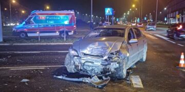 07.12.2025. Kielce. Skrzyżowanie Alei Solidarności i ulicy Świętokrzyskiej. Wypadek / Fot. Policja