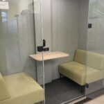 Kabina akustyczna w Zespole Szkół Ekonomicznych w Sandomierzu / Fot. Grażyna Szlęzak-Wójcik - Radio Kielce