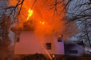 Suchedniów. Pożar przy ul. Mickiewicza / Fot. KP PSP Skarżysko