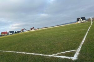 Nowe trybuny na stadionie w Pierzchnicy / Fot. Marcin Marszałek - Radio Kielce