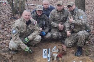 To wyjątkowe znalezisko - mówią eksploratorzy ze Starachowic - Radio Kielce Orzeł - znalezisko Grupy Ochrony Zabytków Fort ze Starachowic / Fot. Grupa Ochrony Zabytków Fort ze Starachowic - Facebook