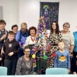 Warsztaty tworzenia pająków ludowych / źródło: Biblioteka Centrum Kultury w Nowym Korczynie