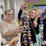 Warsztaty tworzenia pająków ludowych / źródło: Biblioteka Centrum Kultury w Nowym Korczynie