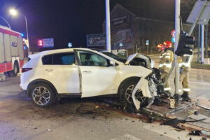 Ranne dwie osoby. Nie działała sygnalizacja świetlna - Radio Kielce Ranne dwie osoby. Nie działała sygnalizacja świetlna - Radio Kielce