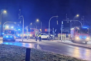 Ranne dwie osoby. Nie działała sygnalizacja świetlna - Radio Kielce Ranne dwie osoby. Nie działała sygnalizacja świetlna - Radio Kielce