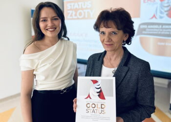 Świętokrzyskie pogotowie z prestiżową odznaką - Radio Kielce Świętokrzyskie pogotowie z prestiżową odznaką