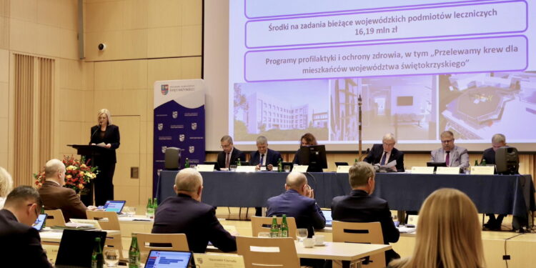 Było o budżecie, nie mniej o kulturze politycznej - Radio Kielce Było o budżecie, nie mniej o kulturze politycznej