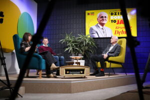 Audycja „Dzień dobry to ja! Rozmowy inne niż wszystkie w Radiu Kielce”. Krzesimir Dębski / Fot. Wiktor Taszłow - Radio Kielce