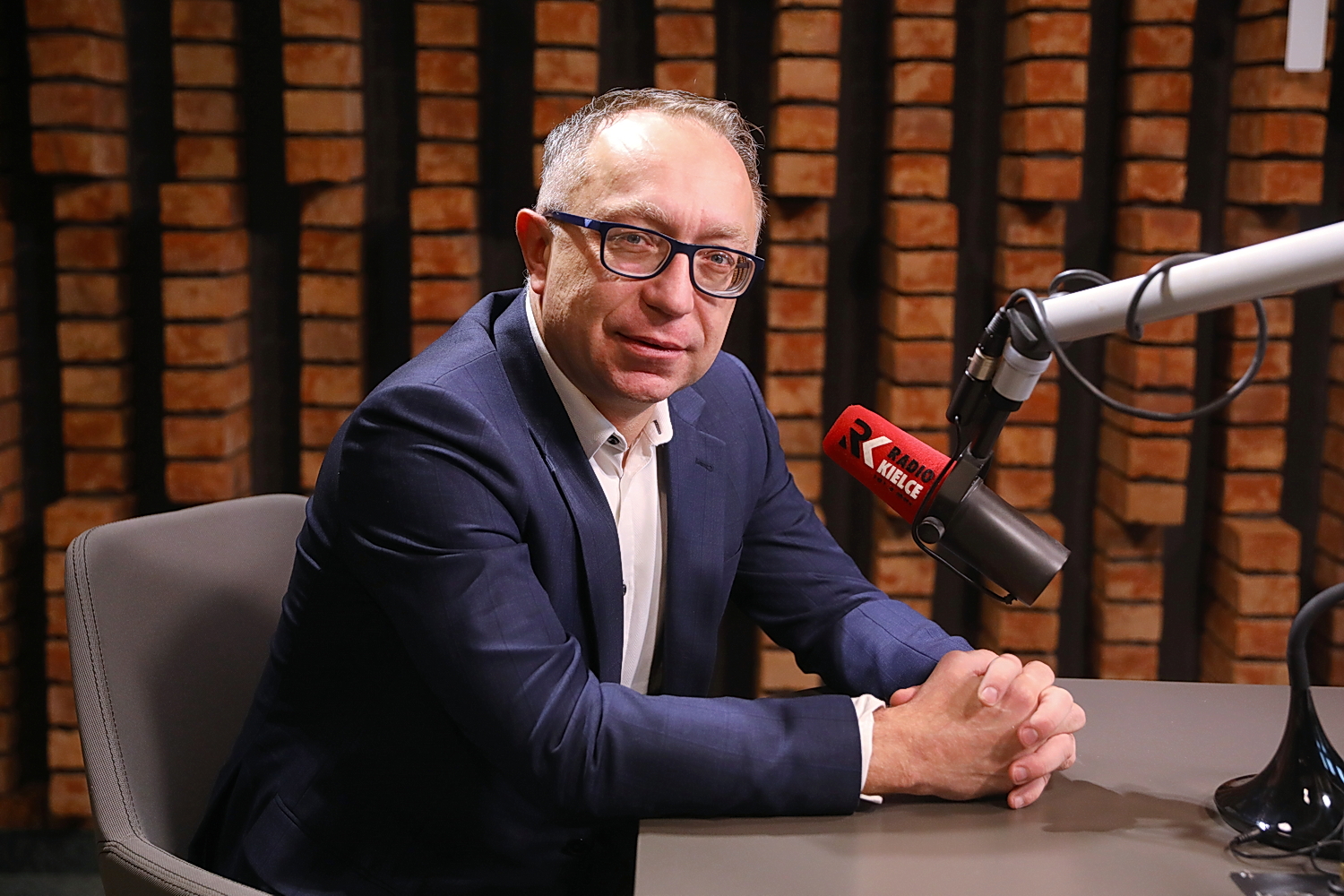 Artur Gierada: nie da się zasypać dziury finansowej w NFZ. Potrzebne uszczelnienie