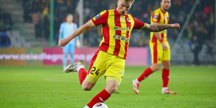 08.12.2025. Kielce. Mecz 18. kolejki PKO BP Ekstraklasy: Korona Kielce - Wisła Płock / Fot. Wiktor Taszłow - Radio Kielce