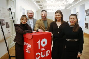 Wkrótce finał "Dychy na Cud". Amelka i Wiktoria wciąż liczą na wsparcie - Radio Kielce Wkrótce finał "Dychy na Cud". Amelka i Wiktoria wciąż liczą na wsparcie