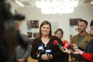 Wkrótce finał "Dychy na Cud". Amelka i Wiktoria wciąż liczą na wsparcie - Radio Kielce Wkrótce finał "Dychy na Cud". Amelka i Wiktoria wciąż liczą na wsparcie - Radio Kielce