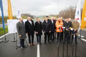 Obwodnica Opatowa gotowa. Zobacz przejazd [ZDJĘCIA, WIDEO] - Radio Kielce