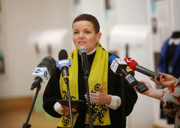 Minister kultury: to polityczne kalkulacje pani marszałek, a ja się na to nie zgadzam - Radio Kielce Minister kultury: to polityczne kalkulacje pani marszałek, a ja się na to nie zgadzam