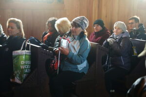 Upamiętnili bohaterów związanych z Białogonem - Radio Kielce 13.12.2025. Białogon. II Rajd Pamięci Zapomnianych Bohaterów / Fot. Wiktor Taszłow - Radio Kielce