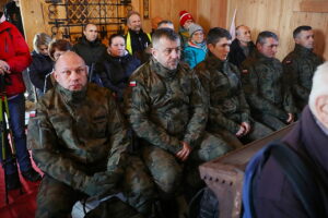 Upamiętnili bohaterów związanych z Białogonem - Radio Kielce 13.12.2025. Białogon. II Rajd Pamięci Zapomnianych Bohaterów / Fot. Wiktor Taszłow - Radio Kielce