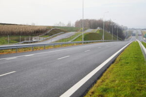 Obwodnica Opatowa gotowa. Zobacz przejazd [ZDJĘCIA, WIDEO] - Radio Kielce