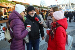 Na Rynku rozpoczął się świąteczny jarmark - Radio Kielce 13.12.2025. Kielce. Kielecki Jarmark Świąteczny / Fot. Wiktor Taszłow - Radio Kielce