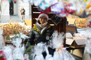 Na Rynku rozpoczął się świąteczny jarmark - Radio Kielce 13.12.2025. Kielce. Kielecki Jarmark Świąteczny / Fot. Wiktor Taszłow - Radio Kielce