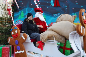 Na Rynku rozpoczął się świąteczny jarmark - Radio Kielce 13.12.2025. Kielce. Kielecki Jarmark Świąteczny / Fot. Wiktor Taszłow - Radio Kielce