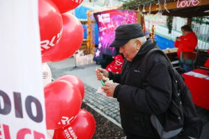 Na Rynku rozpoczął się świąteczny jarmark - Radio Kielce 13.12.2025. Kielce. Kielecki Jarmark Świąteczny / Fot. Wiktor Taszłow - Radio Kielce