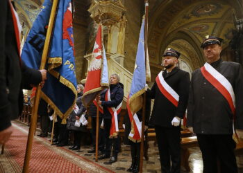 W kieleckiej katedrze modlono się za ofiary stanu wojennego - Radio Kielce W kieleckiej katedrze modlono się za ofiary stanu wojennego