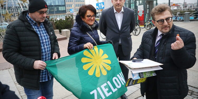 Dwa lata koła partii Zieloni w Kielcach - Radio Kielce Dwa lata koła partii Zieloni w Kielcach