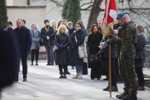 17.12.2025. Kielce. Ostatnie pożegnanie profesora Jacka Semaniaka / Fot. Wiktor Taszłow - Radio Kielce