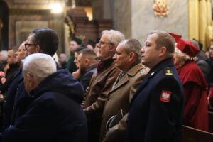 17.12.2025. Kielce. Ostatnie pożegnanie profesora Jacka Semaniaka / Fot. Wiktor Taszłow - Radio Kielce