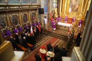 17.12.2025. Kielce. Ostatnie pożegnanie profesora Jacka Semaniaka / Fot. Wiktor Taszłow - Radio Kielce