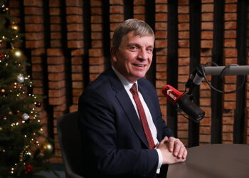 19.12.2025 Rozmowa Dnia. Radio Kielce. Na zdjęciu: Andrzej Pruś - członek zarządu województwa świętokrzyskiego / Fot. Wiktor Taszłow - Radio Kielce