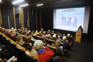 W Nowej Słupi upamiętniono wybitnych naukowców - Radio Kielce