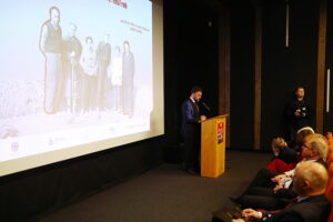 W Nowej Słupi upamiętniono wybitnych naukowców - Radio Kielce