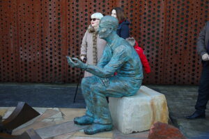 W Nowej Słupi upamiętniono wybitnych naukowców - Radio Kielce