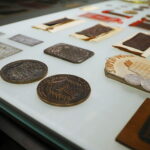 28.12.2025. Nowa Słupia. Muzeum Starożytnego Hutnictwa Świętokrzyskiego. Nowe eksponaty / Fot. Wiktor Taszłow - Radio Kielce