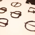 28.12.2025. Nowa Słupia. Muzeum Starożytnego Hutnictwa Świętokrzyskiego. Nowe eksponaty / Fot. Wiktor Taszłow - Radio Kielce