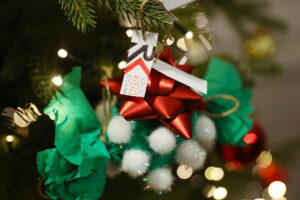 22.12.2025. Radio Kielce. "Święta z Radiem Kielce - Najpiękniejsza ozdoba choinkowa" / Fot. Wiktor Taszłow - Radio Kielce